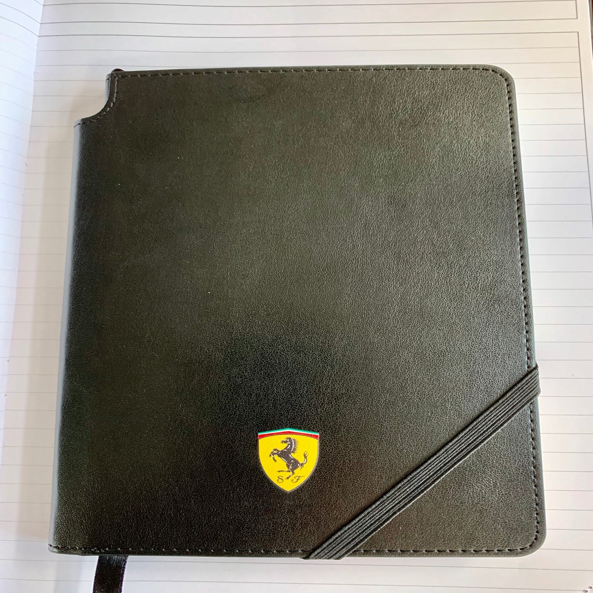 Sheaffer Ferrari Journal – Black – Medium – Lined