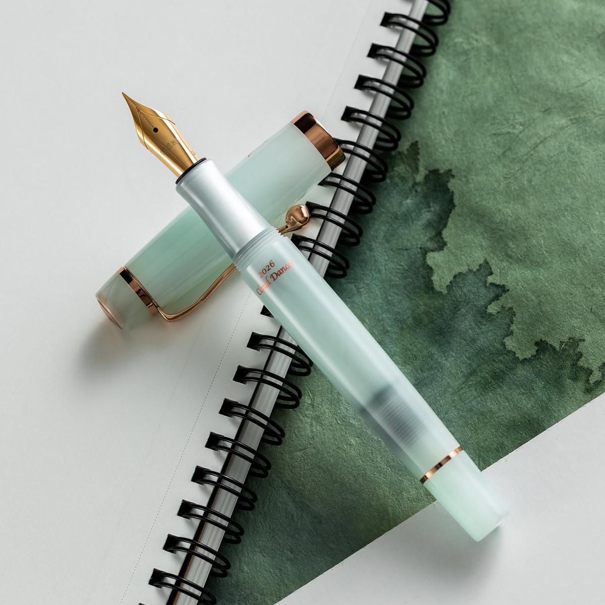 Opus 88 Harmony Fountain Pen – Cloud Dancer