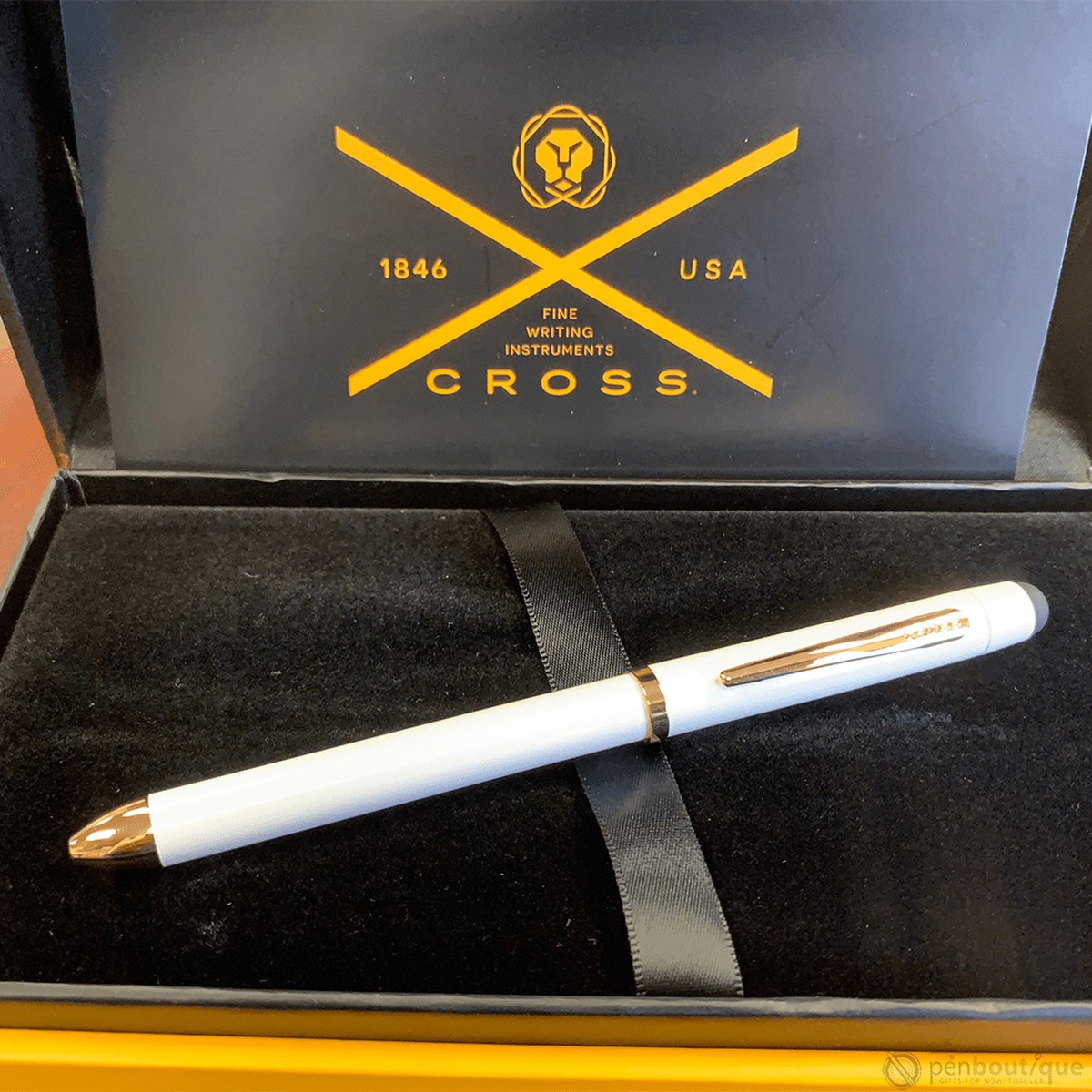 Cross Tech3+ Multifunction Pen – Pearlescent White