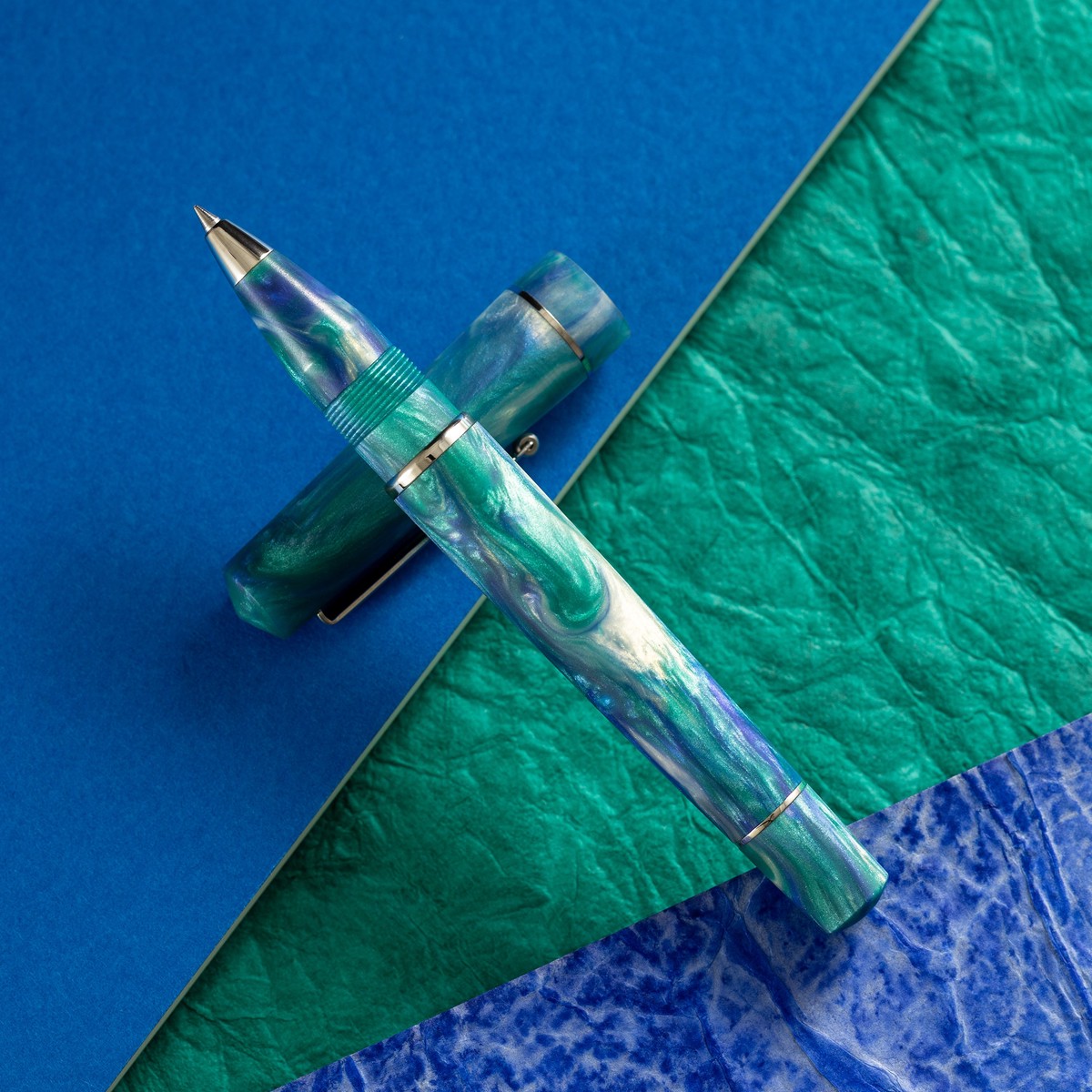 Delta Duna Rollerball Pen – Reflection Pool – Chrome Trim